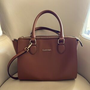 Beautiful Calvin Klein bag - EUC